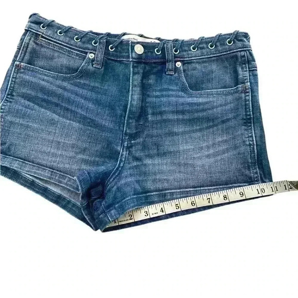 Abercrombie & Fitch Denim High Rise shorts - Picture 6 of 7